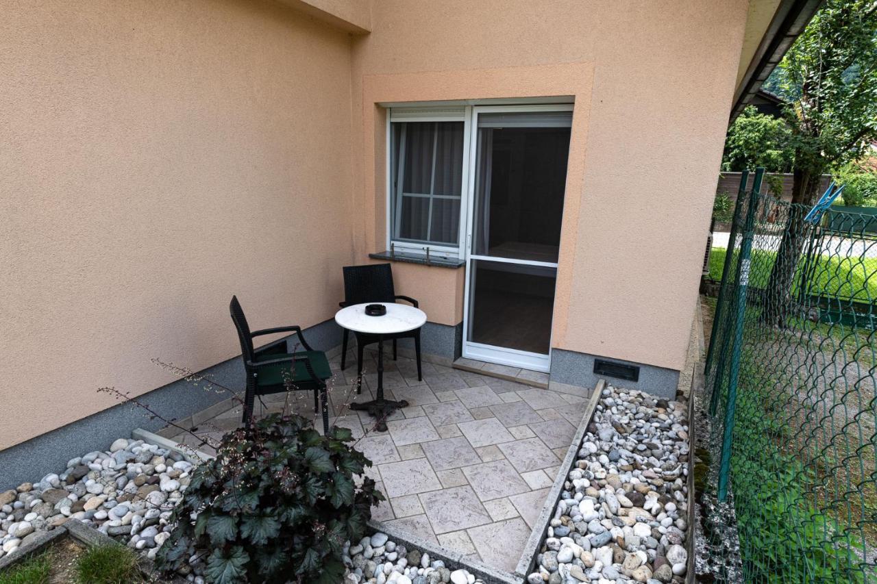 Apartmaji In Sobe Ramar Straza Екстер'єр фото
