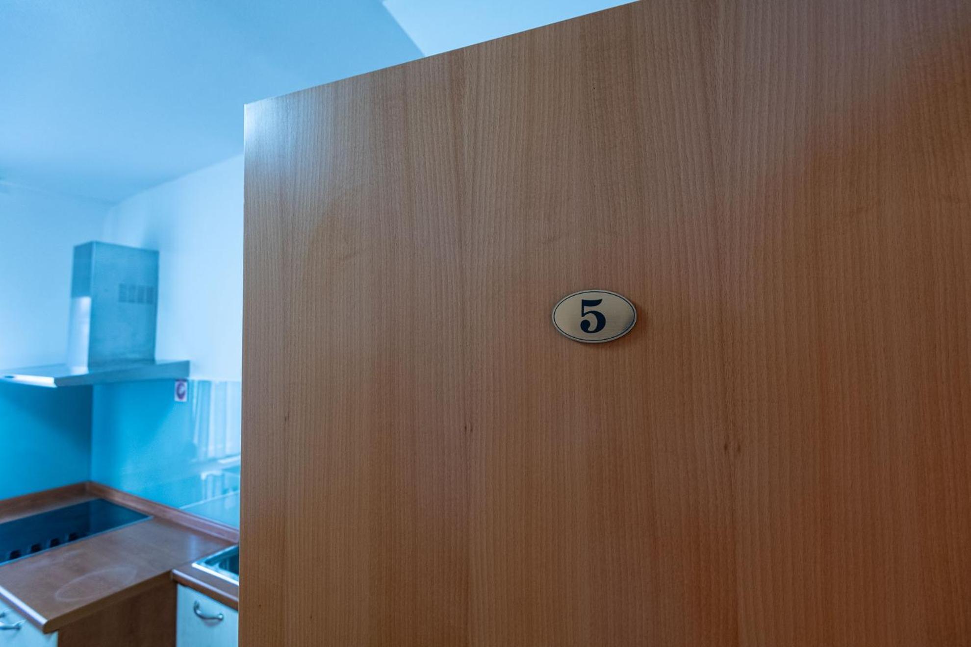 Apartmaji In Sobe Ramar Straza Екстер'єр фото