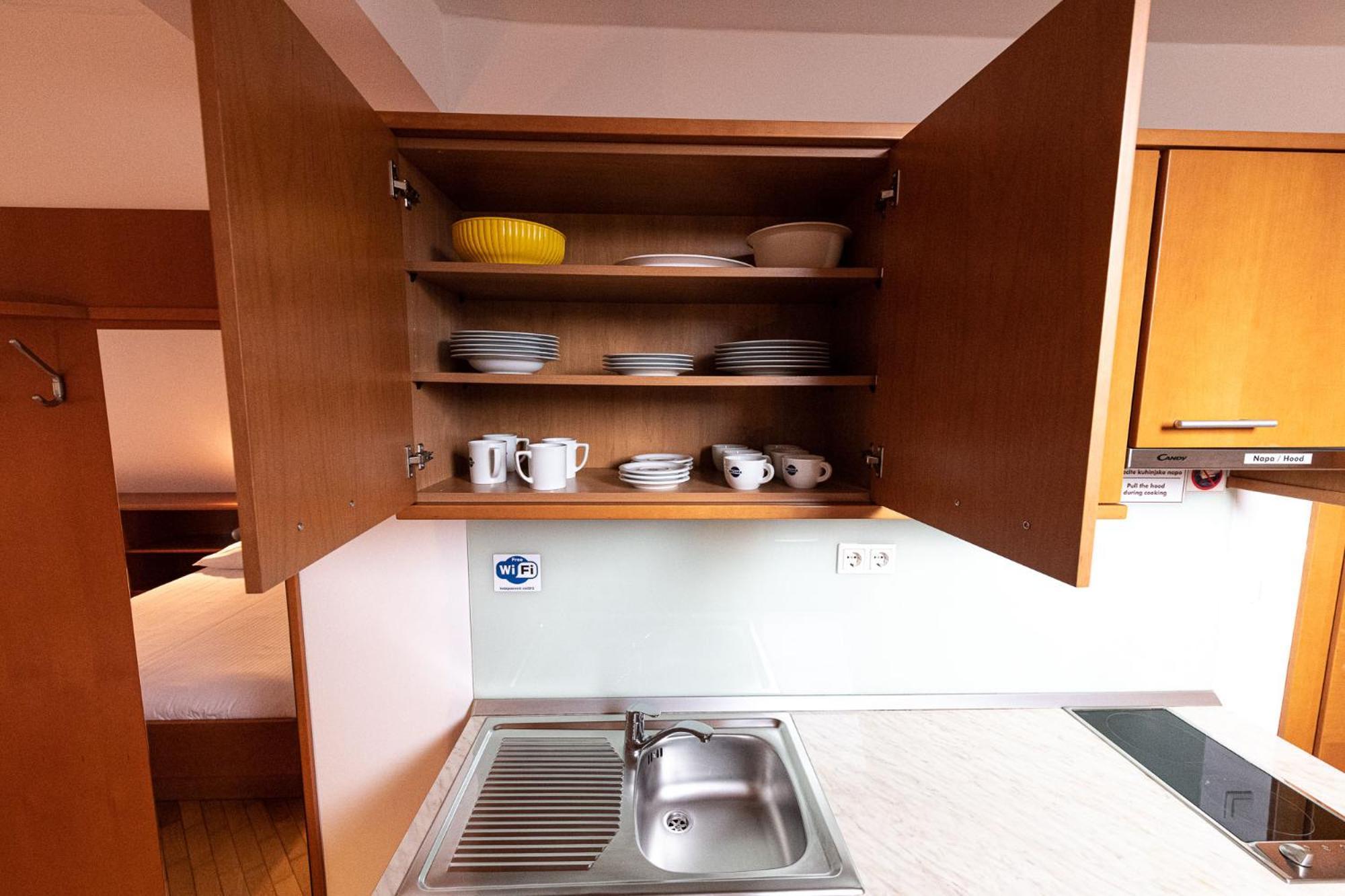 Apartmaji In Sobe Ramar Straza Екстер'єр фото