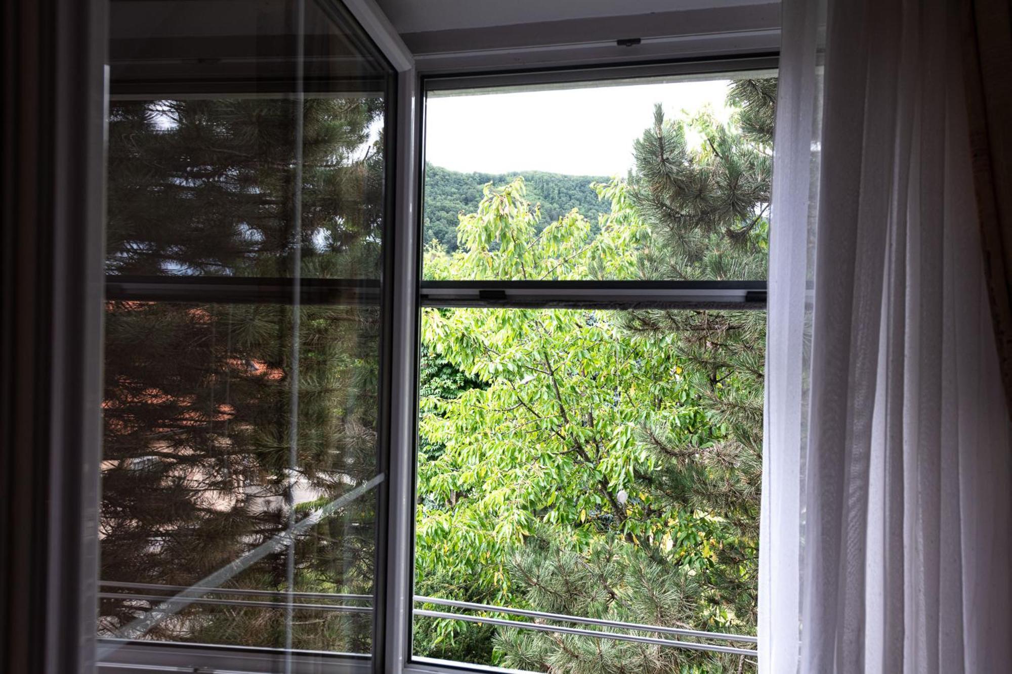 Apartmaji In Sobe Ramar Straza Екстер'єр фото