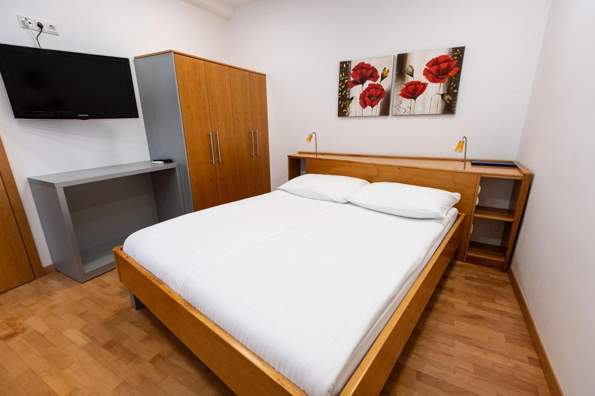 Apartmaji In Sobe Ramar Straza Екстер'єр фото